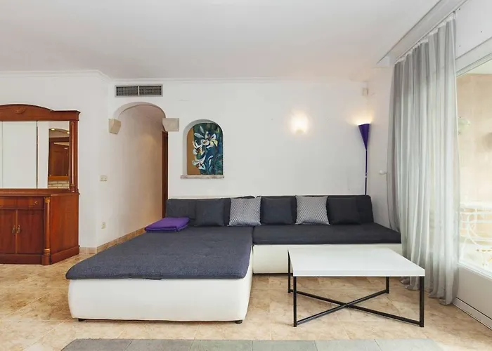 Apartment 1232 Gaudi 100m Playa - Apivend Immo Roses